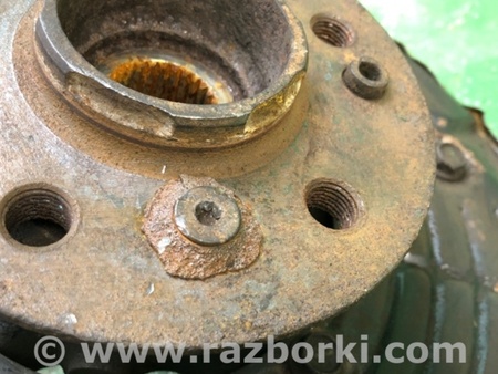 ФОТО Кулак поворотный для Mercedes-Benz R-CLASS W251 (05-13) Киев