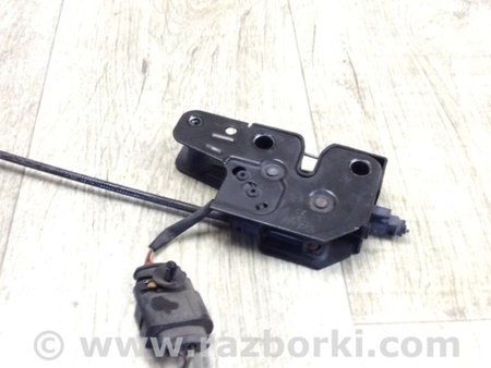 ФОТО Замок капота для Porsche Cayenne Type 955/957 (05-10) Киев