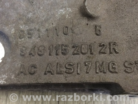 ФОТО Кронштейн крепления двигателя для Porsche Cayenne Type 955/957 (05-10) Киев