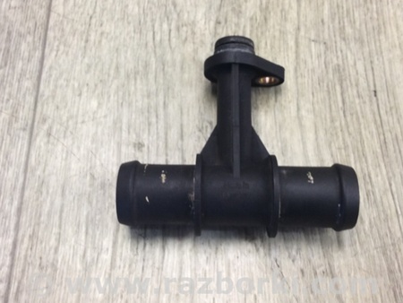 ФОТО Тройник системы охлаждения для Porsche Cayenne Type 955/957 (05-10) Киев