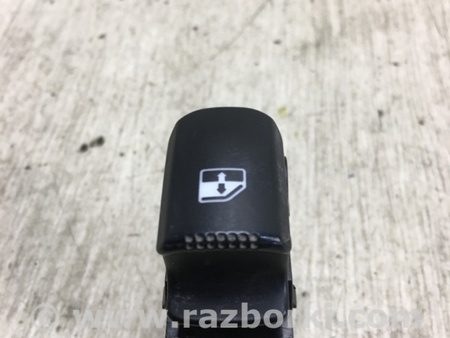 ФОТО Кнопка стеклоподьемника для Hyundai Santa Fe CM (05-12) Киев