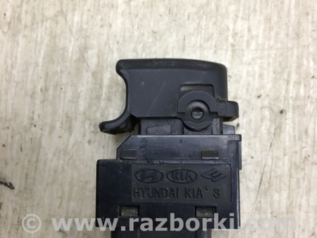 ФОТО Кнопка стеклоподьемника для Hyundai Santa Fe CM (05-12) Киев