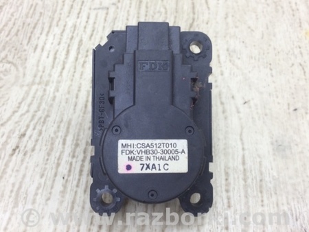 ФОТО Моторчик заслонки печки для Mitsubishi Outlander XL Киев