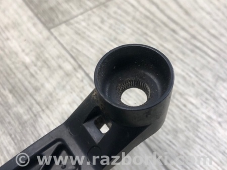 ФОТО Поводок дворника для Mitsubishi Outlander XL Киев