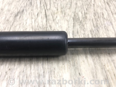 ФОТО Амортизатор крышки багажника для Mitsubishi Outlander XL Киев