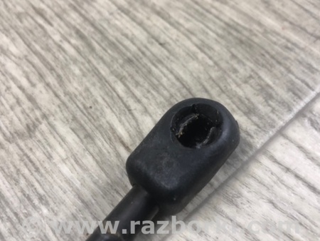 ФОТО Амортизатор крышки багажника для Mitsubishi Outlander XL Киев
