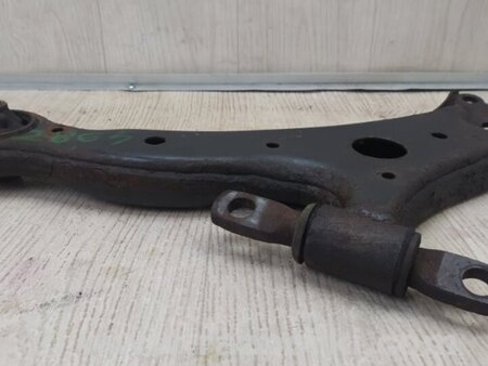 ФОТО Рычаг передний нижний для Toyota Camry 40 XV40 (01.2006-07.2011) Киев