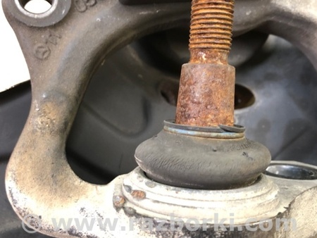ФОТО Кулак поворотный для Mercedes-Benz E-CLASS W211 (02-09) Киев