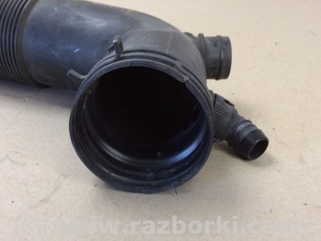 ФОТО Патрубок воздушного фильтра для Volkswagen Jetta 5 1K2, 1K5 (01.2005 - 12.2010) Киев