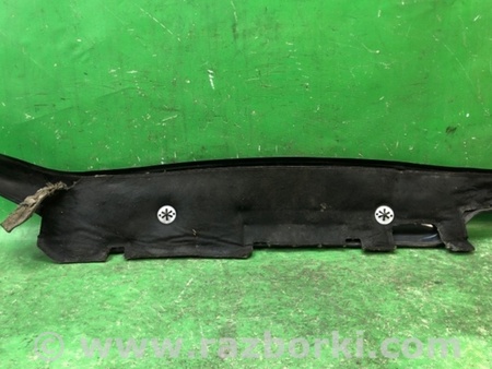 ФОТО Пластик под лобовое стекло (Жабо) для Volkswagen Jetta 5 1K2, 1K5 (01.2005 - 12.2010) Киев