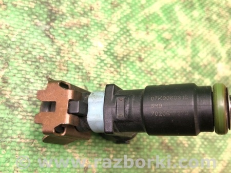 ФОТО Форсунка топливная для Volkswagen Jetta 5 1K2, 1K5 (01.2005 - 12.2010) Киев