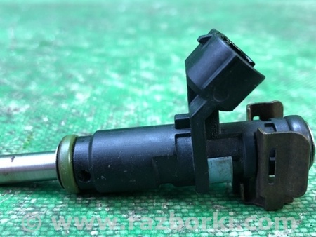 ФОТО Форсунка топливная для Volkswagen Jetta 5 1K2, 1K5 (01.2005 - 12.2010) Киев