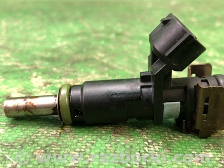 ФОТО Форсунка топливная для Volkswagen Jetta 5 1K2, 1K5 (01.2005 - 12.2010) Киев