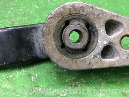 ФОТО Подушка для Volkswagen Jetta 5 1K2, 1K5 (01.2005 - 12.2010) Киев