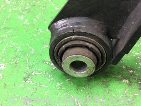 ФОТО Рычаг задний верхний поперечный для Volkswagen Jetta 5 1K2, 1K5 (01.2005 - 12.2010) Киев