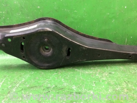 ФОТО Рычаг задний нижний поперечный для Volkswagen Jetta 5 1K2, 1K5 (01.2005 - 12.2010) Киев
