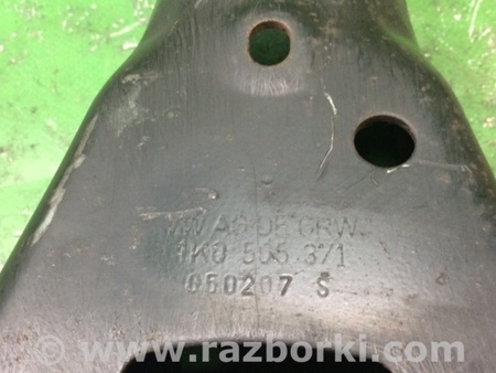 ФОТО Рычаг задний нижний поперечный для Volkswagen Jetta 5 1K2, 1K5 (01.2005 - 12.2010) Киев