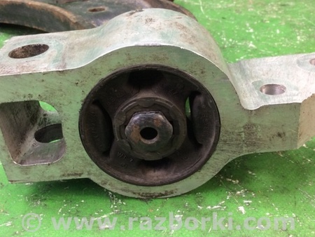 ФОТО Рычаг передний нижний для Volkswagen Jetta 5 1K2, 1K5 (01.2005 - 12.2010) Киев