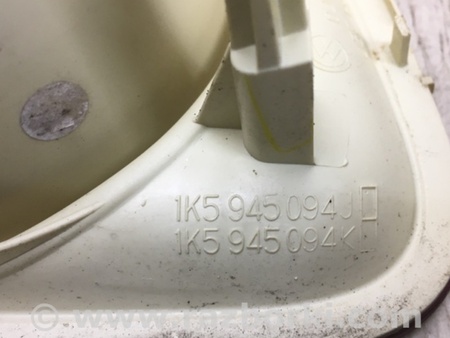 ФОТО Фонарь задний внутренний для Volkswagen Jetta 5 1K2, 1K5 (01.2005 - 12.2010) Киев