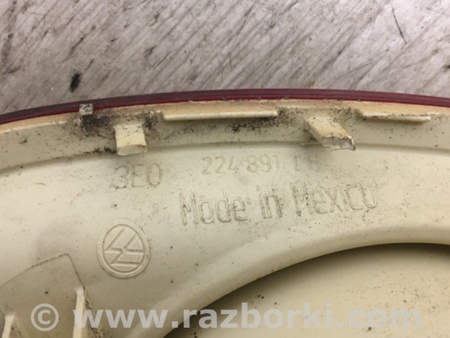 ФОТО Фонарь задний внутренний для Volkswagen Jetta 5 1K2, 1K5 (01.2005 - 12.2010) Киев