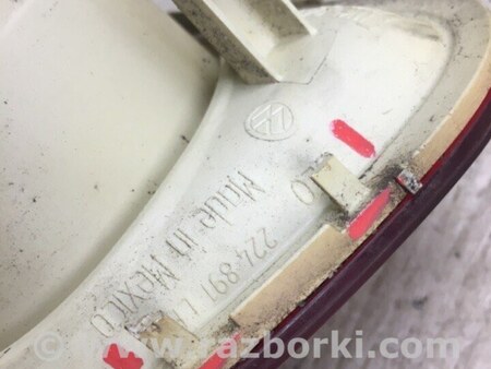 ФОТО Фонарь задний внутренний для Volkswagen Jetta 5 1K2, 1K5 (01.2005 - 12.2010) Киев