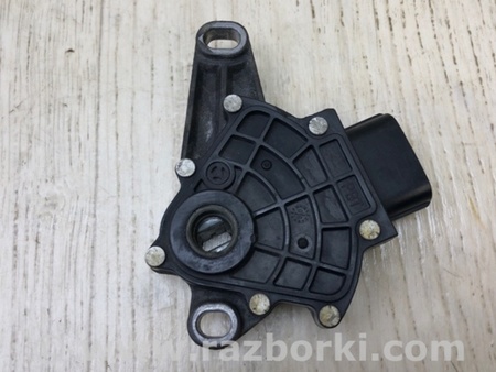 ФОТО Датчик положения селектора АКПП для Toyota Matrix (08-14) Киев