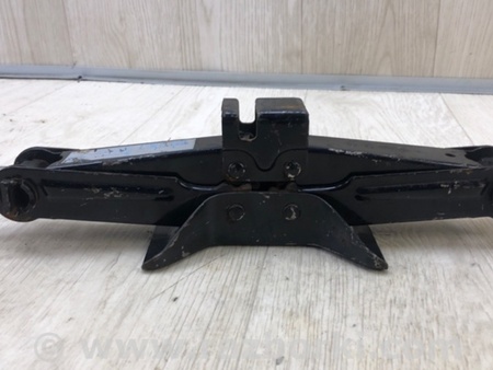 ФОТО Домкрат для Mazda 3 BK (2003-2009) (I) Киев