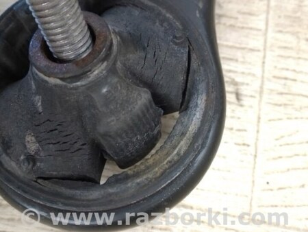 ФОТО Рычаг передний нижний для Toyota Matrix (08-14) Киев