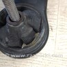 ФОТО Рычаг передний нижний для Toyota Matrix (08-14) Киев