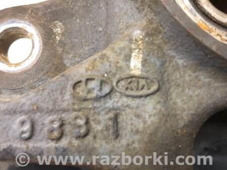 ФОТО Кулак поворотный для KIA Forte TD (08-13) Киев