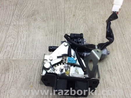 ФОТО Замок крышки багажника для Toyota Venza Киев