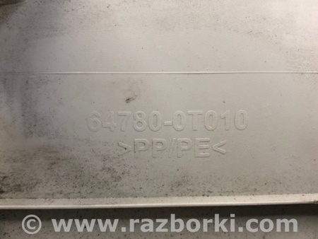 ФОТО Накладка двери багажника для Toyota Venza Киев