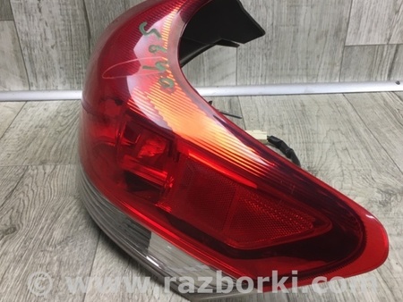 ФОТО Фонарь задний наружный для Toyota Venza Киев