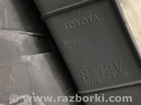 ФОТО Фонарь задний наружный для Toyota Venza Киев