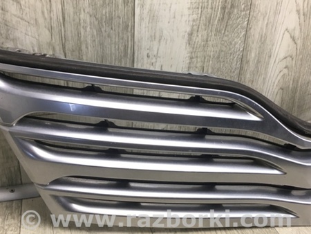 ФОТО Решетка радиатора для Toyota Venza Киев