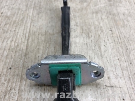 ФОТО Ограничитель двери для Hyundai Elantra HD (04.2006-03.2012) Киев