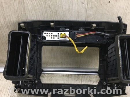 ФОТО Накладка торпедо под магнитолу для Hyundai Elantra HD (04.2006-03.2012) Киев