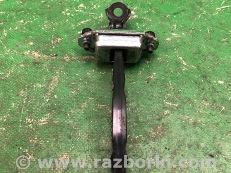 ФОТО Ограничитель двери для KIA Forte TD (08-13) Киев