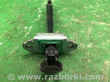 ФОТО Ограничитель двери для KIA Forte TD (08-13) Киев