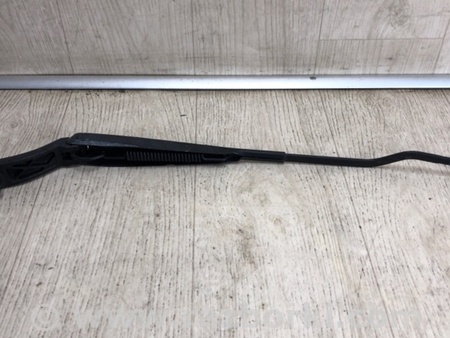 ФОТО Поводок дворника для KIA Forte TD (08-13) Киев