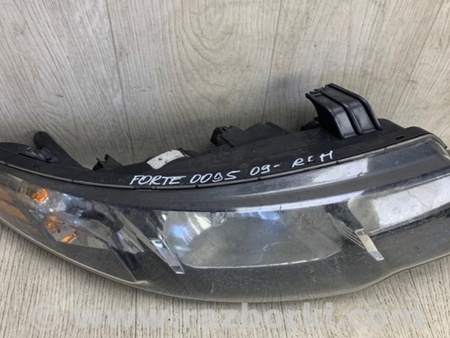 ФОТО Фара для KIA Forte TD (08-13) Киев