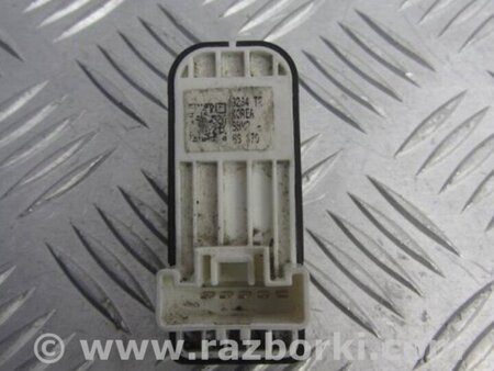 ФОТО Кнопка стеклоподьемника для Mazda 3 BL (2009-2013) (II) Киев
