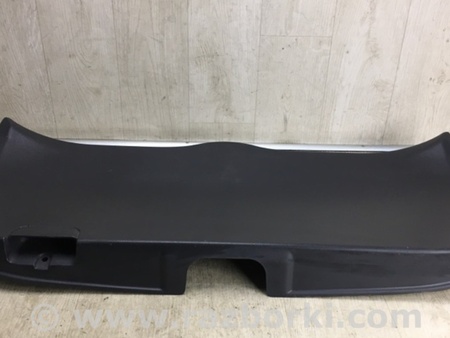 ФОТО Обшивка крышки багажника для Suzuki SX4 Киев