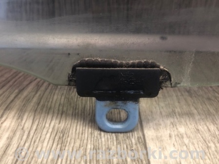 ФОТО Стекло двери для Toyota Prius 30 (09-17) Киев