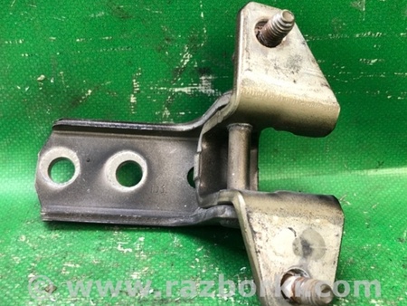 ФОТО Петля двери верхняя для Mitsubishi Galant Киев