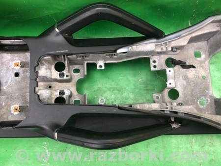 ФОТО Подлокотник для Porsche Cayenne Type 958 (10-18) Киев