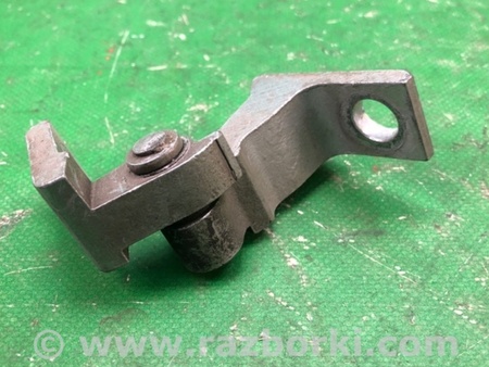 ФОТО Петля двери верхняя для Porsche Cayenne Type 958 (10-18) Киев