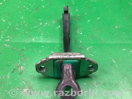 ФОТО Ограничитель двери для KIA Forte TD (08-13) Киев