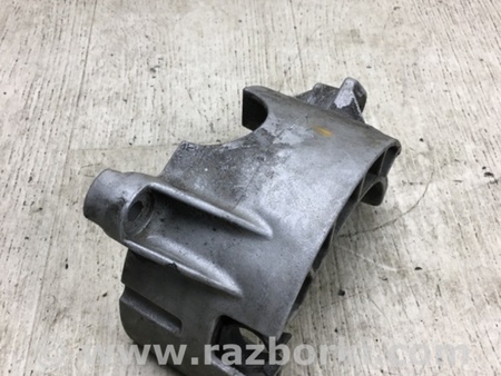 ФОТО Кронштейн генератора для Porsche Cayenne Type 958 (10-18) Киев