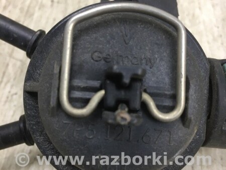 ФОТО Клапан системы охлаждения для Porsche Cayenne Type 958 (10-18) Киев